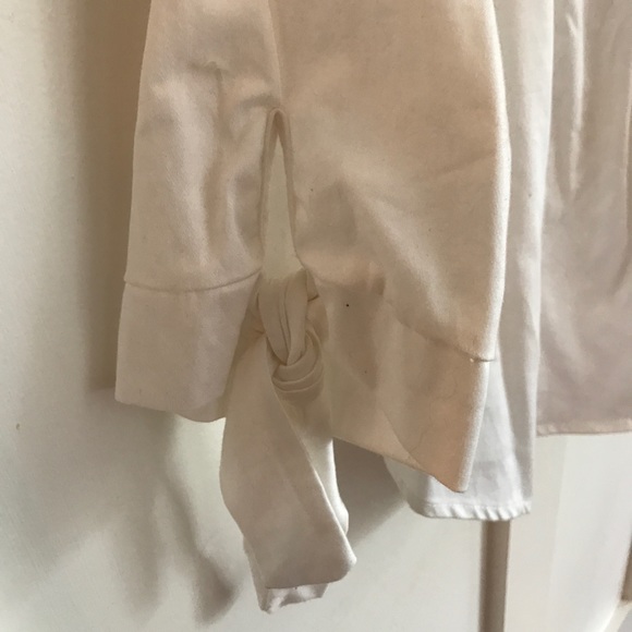 Off the Shoulder White Top with Bows on Sleeves - Picture 2 of 2